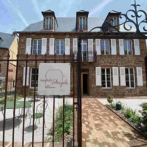 Restaurant Aupres D'angele 3*, Marcillac-Vallon France